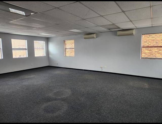 OFFICE PROPERTY TO RENT IN RANDPARK RIDGE